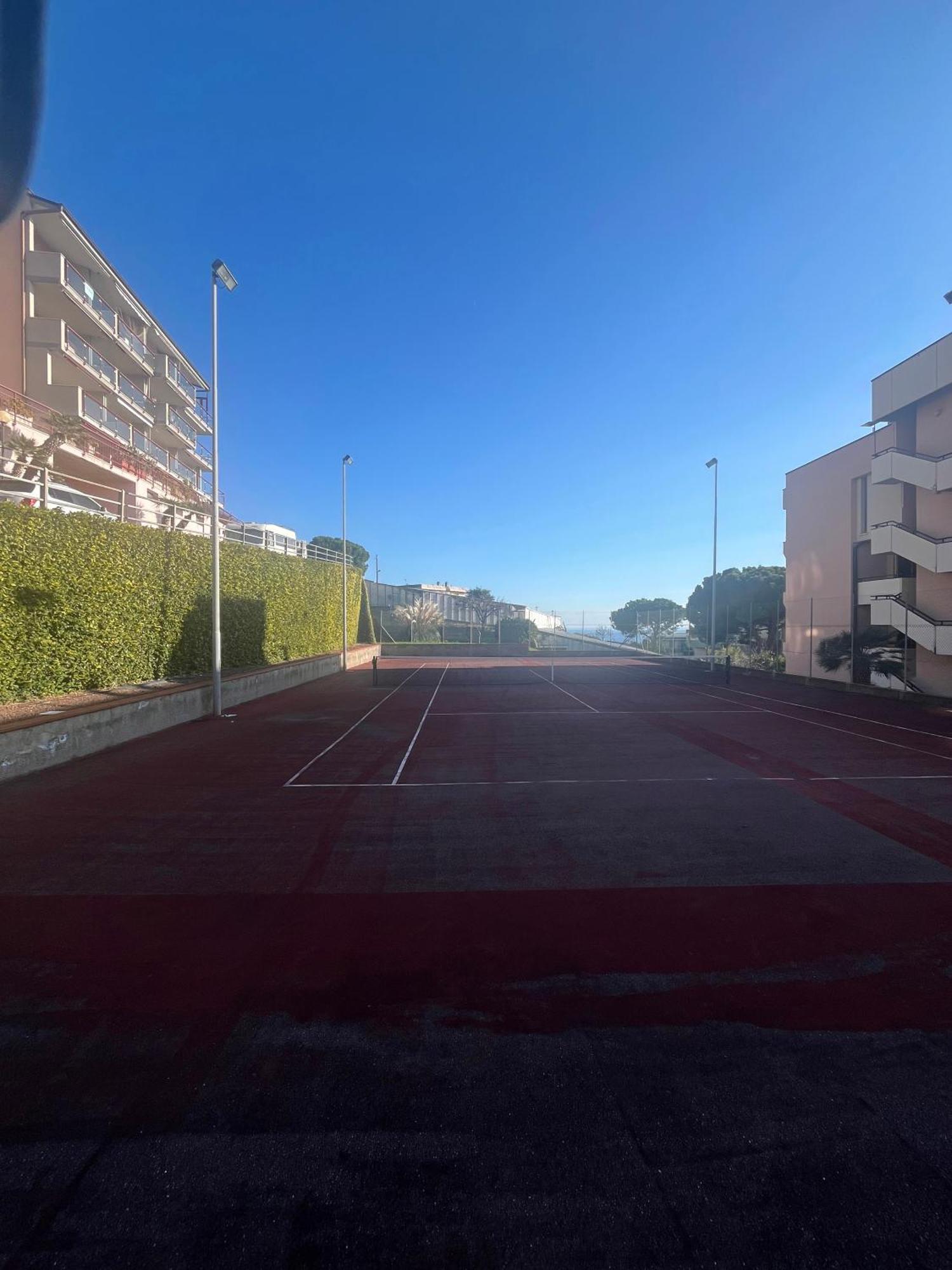 Terrazzavistamare, Piscina, Campodatennis Lägenhet Sanremo Exteriör bild